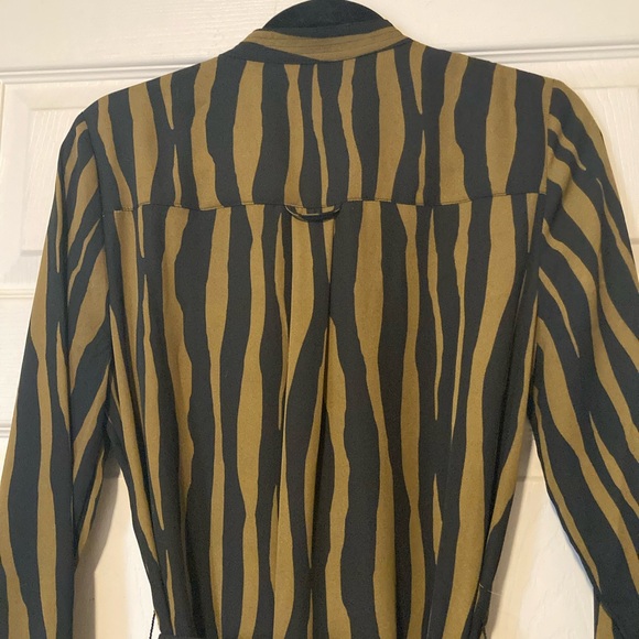 EUC Banana Republic maxi dress - Picture 6 of 6